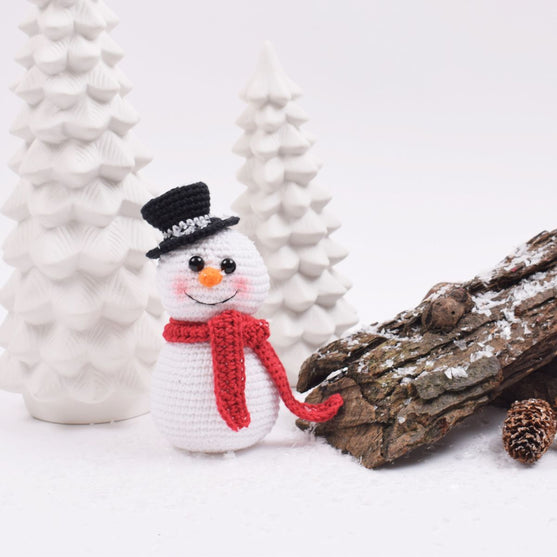 Bonhomme de neige au crochet
2