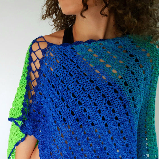 Poncho Green Sea
3