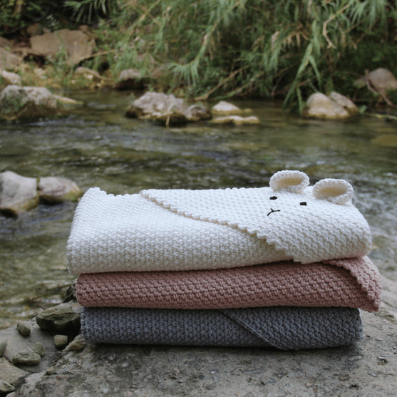 Teddy Couverture
3