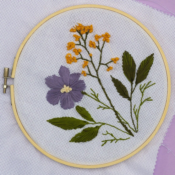 Cercle à broder avec tissu - Hobbii
5