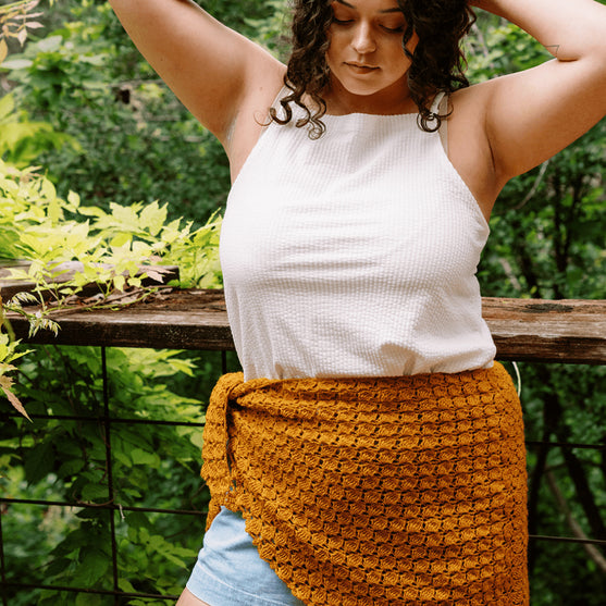 Grisaille - Châle Triangulaire Ajouré
9