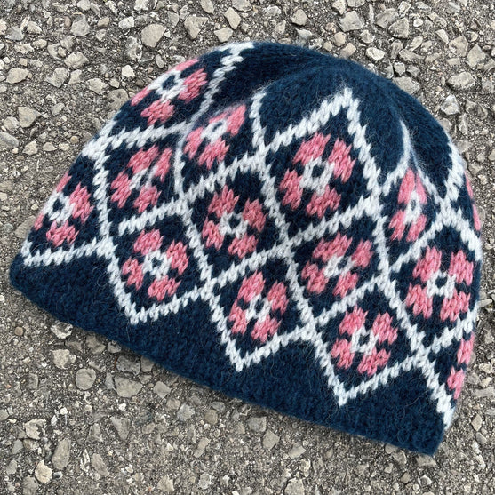 Wintergarden - Bonnet
7