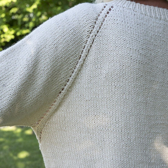Julie - Pull
6