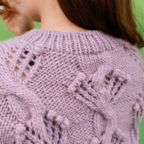 Apotheosis - Pull avec Torsades de Bobbles
5