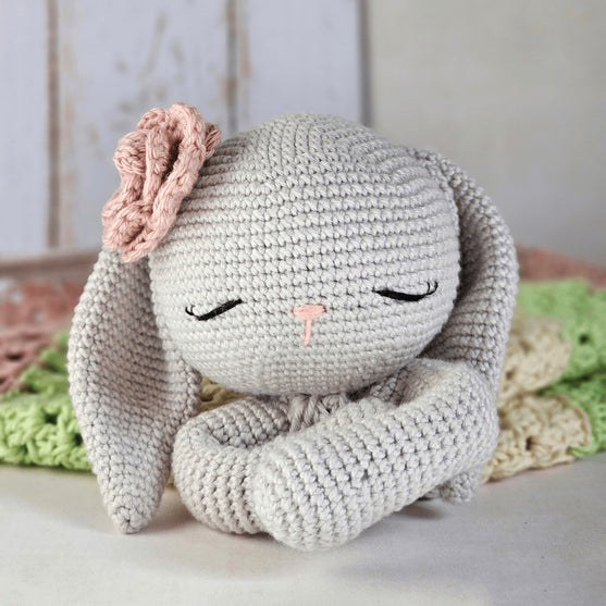 Retro Bunny Love - Hochet et Doudou
4