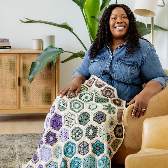 Aura - Motif Lapghan - #FrostandBloomCAL
5