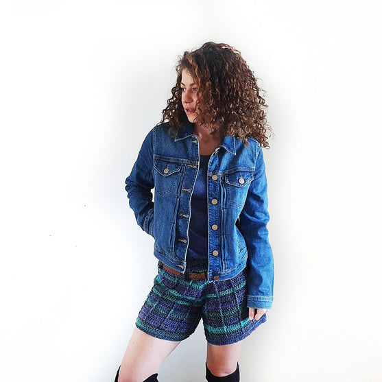 Short Manaya
2