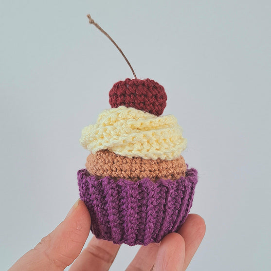 Cupcakes avec cerise
3
