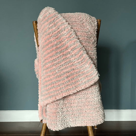 Ruby’s Mitered Square Blanket - Couverture
5