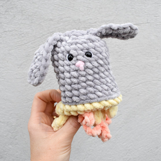 Lièvre et poussin - Peluche réversible
2