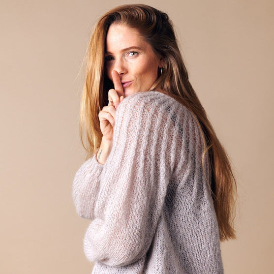 Cora - Pull
4