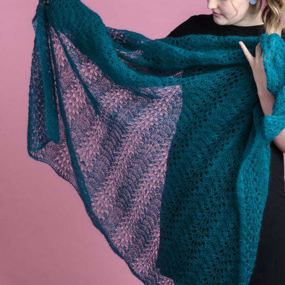 Châle Paon en Kid Silk
3