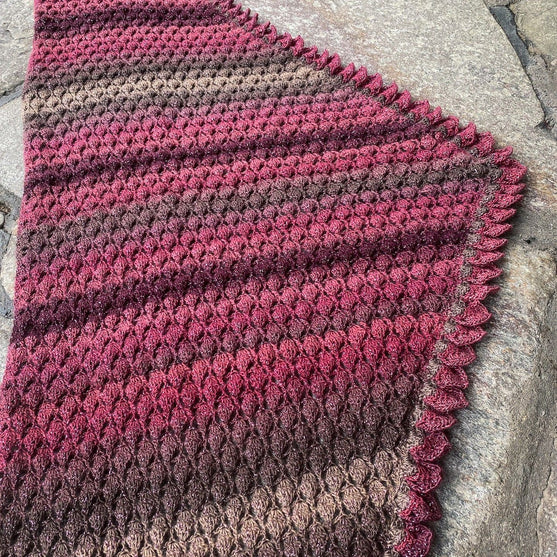 Châle Dragon Scale
5