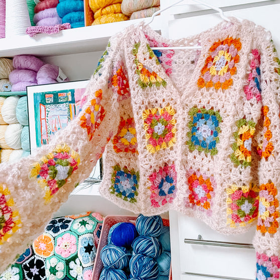 Fluffy Love - Pull
3