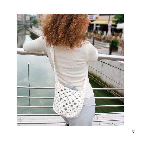 Crochet School booklet - Hobbii
4
