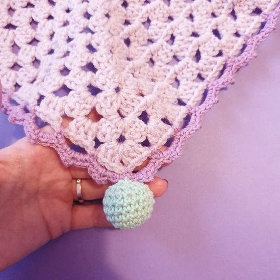 Lapin Kawaii - Doudou plat
3