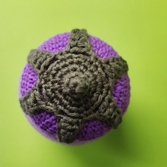 L’aubergine - Jouet de crochet
2