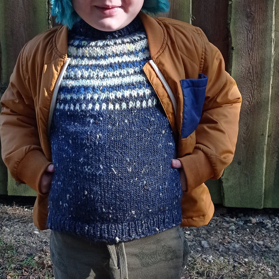 Blue Monday - Pull enfant
2