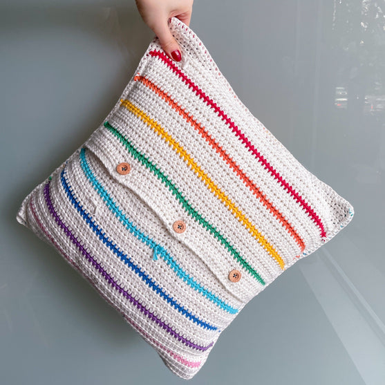 Woven Rainbow Coussin
3