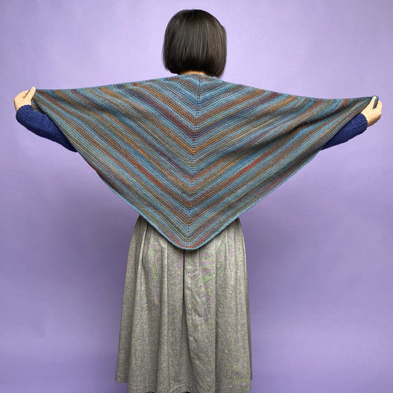 Jasmin - Châle au crochet tunisien
2