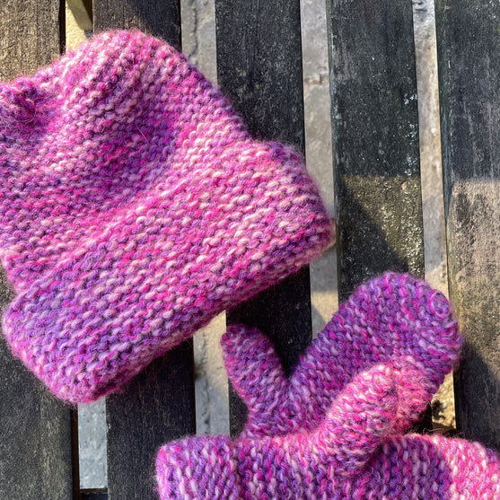 Ultra Easy Garter Stitch Beanie - Bonnet
3