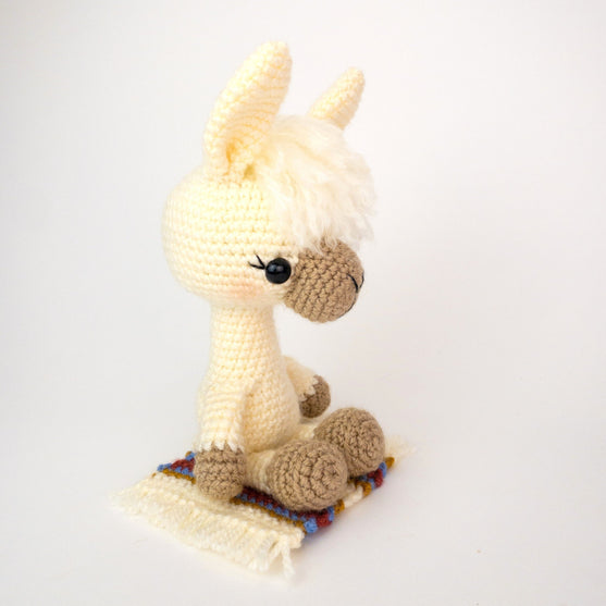 Lucy le Lama
4