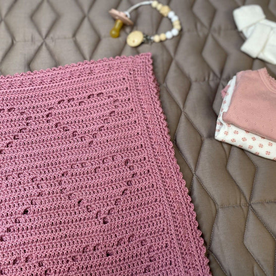 Lovely Hearts Bamboo - Couverture pour bébé
2