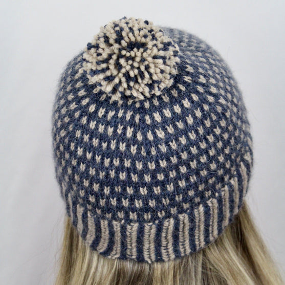 River Stone - Bonnet
3