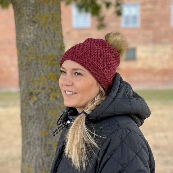 Winter Joy - Bonnet
3