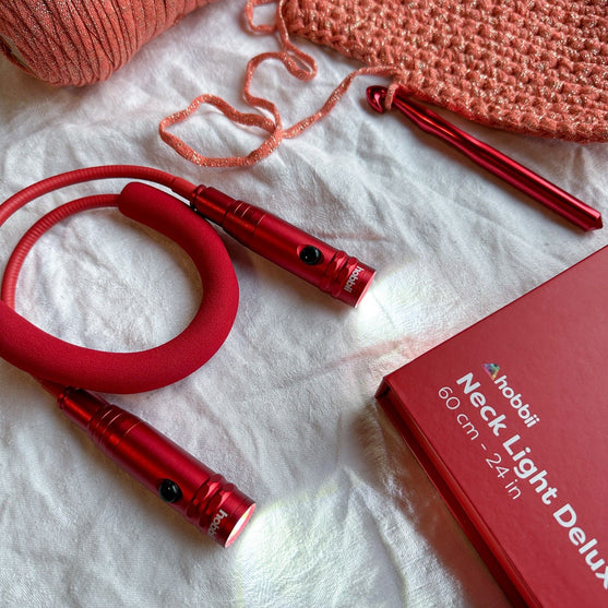 Lampe de cou - Deluxe - Rouge - Hobbii
6