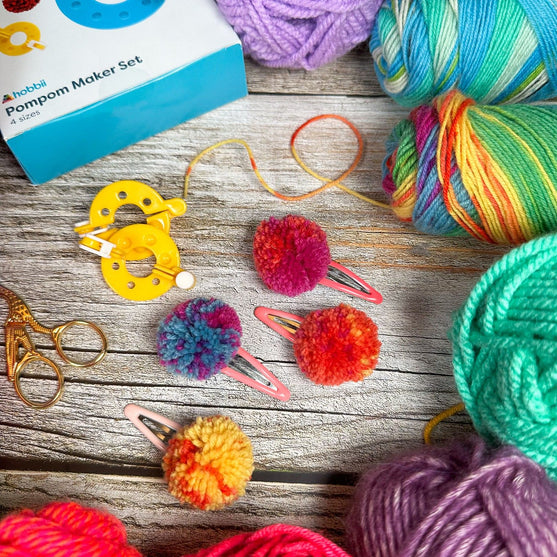Hoop Set à fabriquer des pompons - Hobbii
2