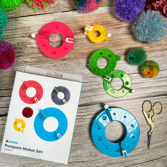 Hoop Set à fabriquer des pompons - Hobbii
8