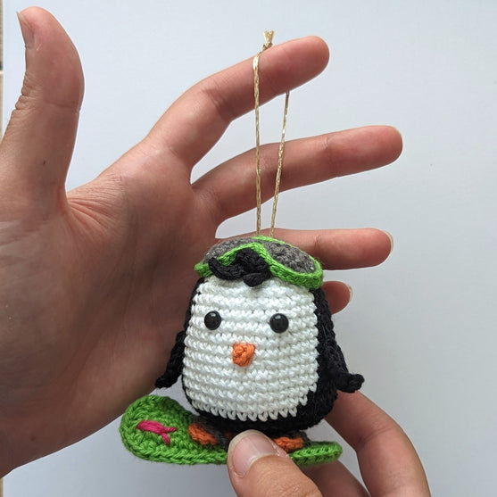 Brady - Le pingouin snowboarder
3