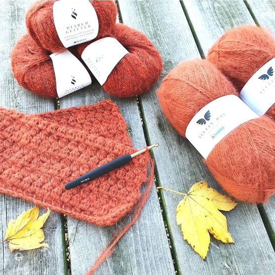 Fluffy Glitz - Pull
4