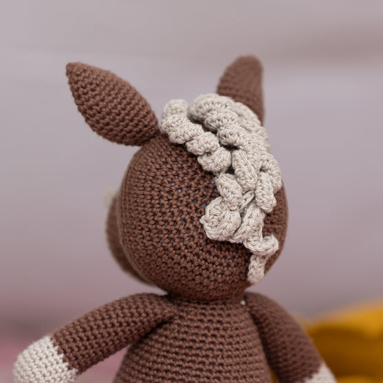 Hilda le Cheval
6