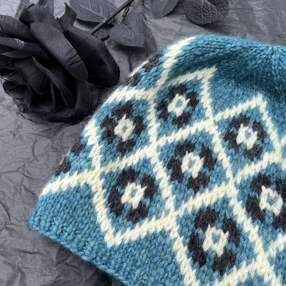 Wintergarden - Bonnet
2