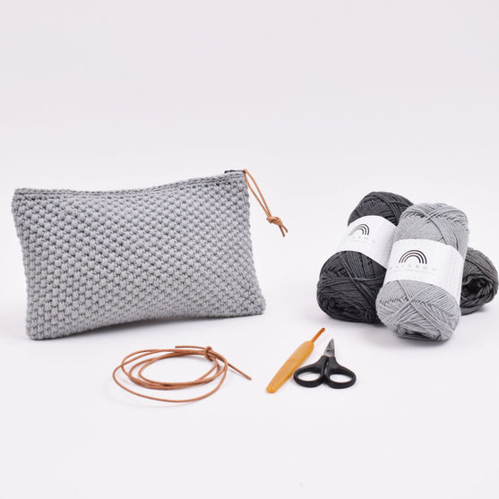 

Trousse de toilette crochetée
1