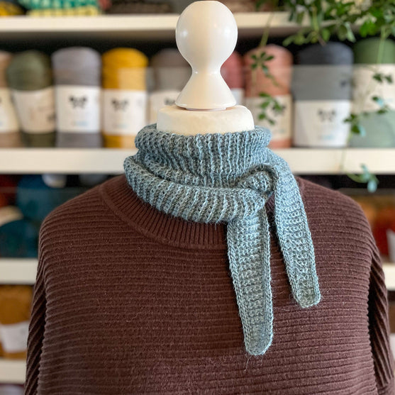 

Simple Scarf - Écharpe
6