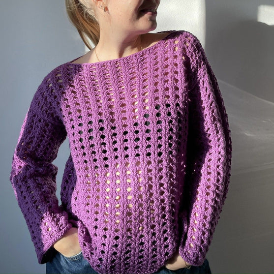 

Easy Hole Structure Blouse - Pull
1