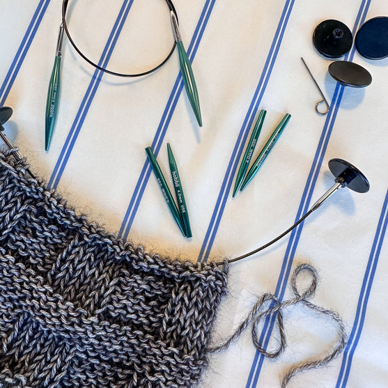 

Ensemble d'aiguilles circulaires interchangeables Stellar Mini - Emerald - Hobbii
9