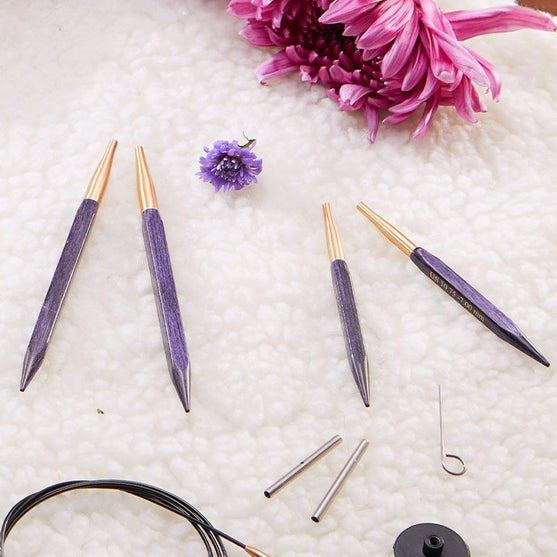 

Aiguilles circulaires interchangeables J'adore Cubics - KnitPro
4