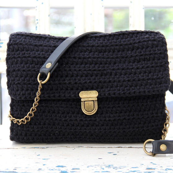

Chanel Stitch Bag
1