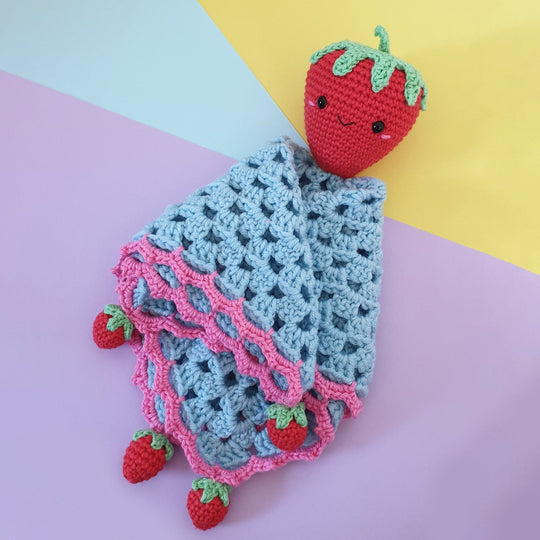 Fraise Kawaii - Doudou plat