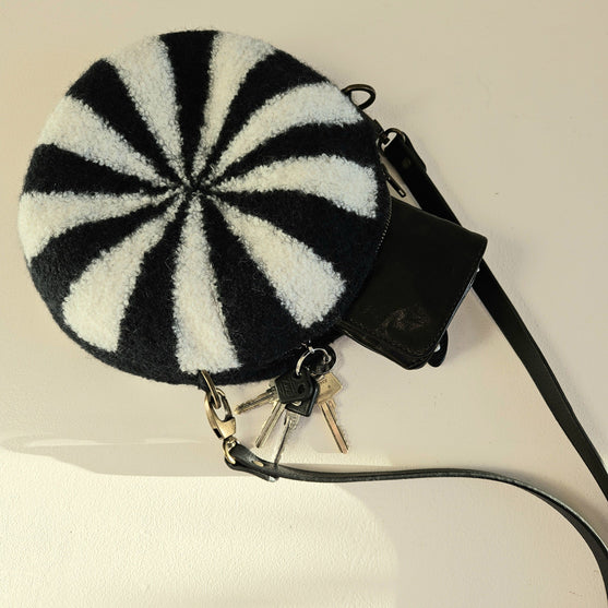 

Bolsje - Sac feutré
3