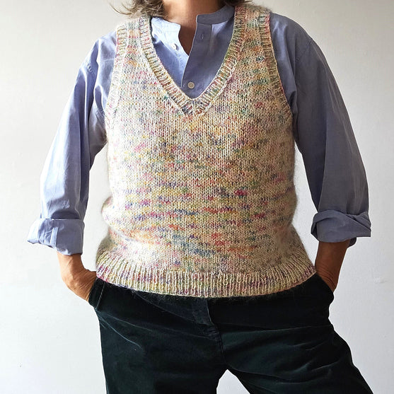 

Betty Vibrant - Pull sans manches
1