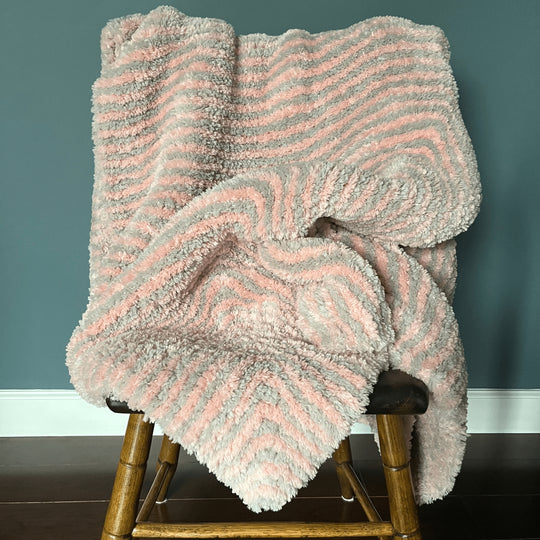 Ruby’s Mitered Square Blanket - Couverture