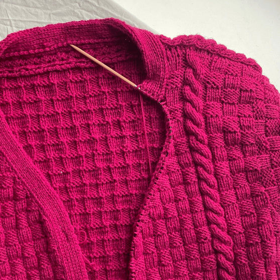 

Easy Summer Cardi - Gilet - KAL
4