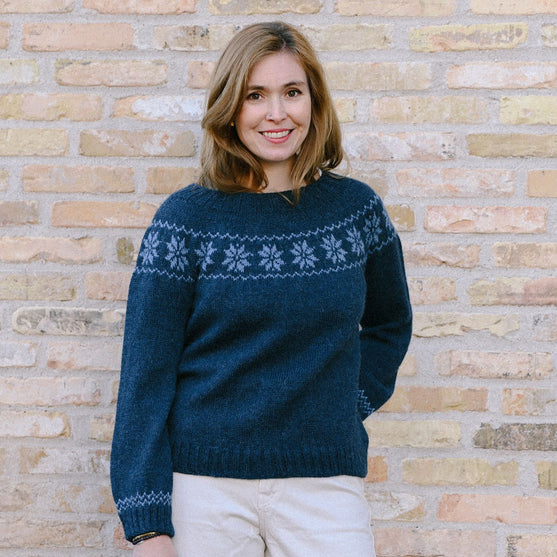 

Crystalline Cozy - Pull
3