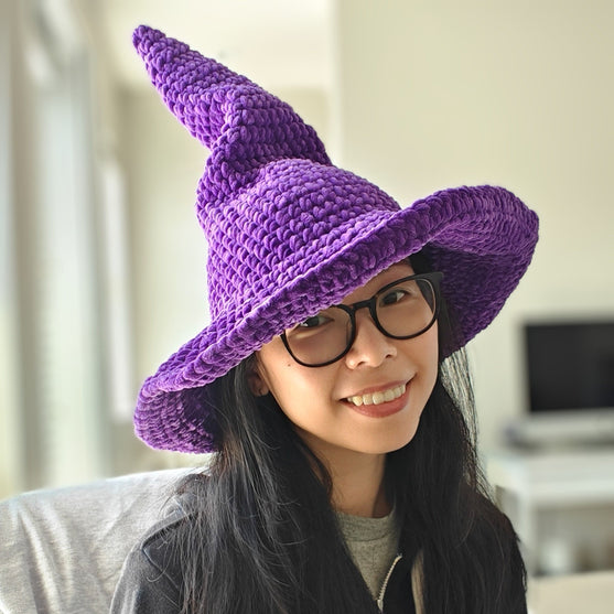 

Chapeau de Sorcière Simple
4