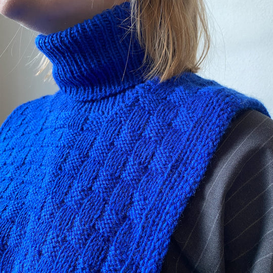 Easy Square Neck
